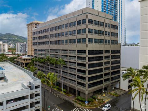 1601 kapiolani building.